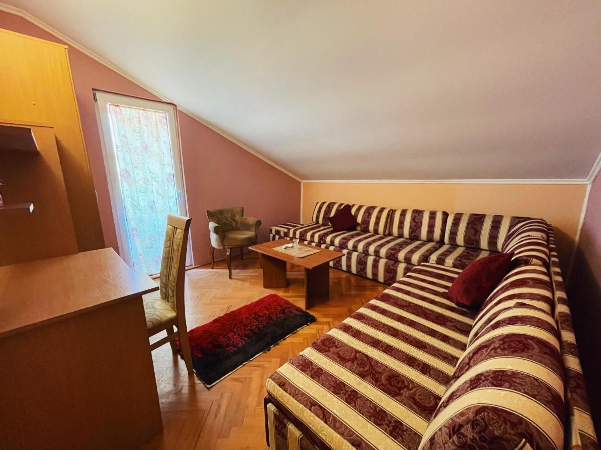 Hotel Vila Duricic 300M Od Mora Ðenovići Zewnętrze zdjęcie