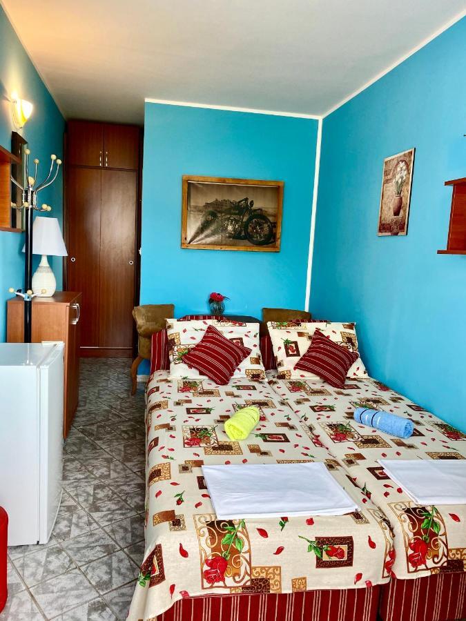 Hotel Vila Duricic 300M Od Mora Ðenovići Zewnętrze zdjęcie