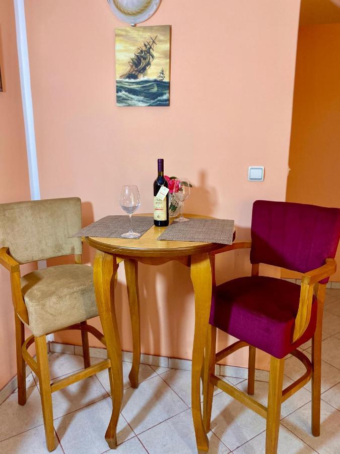 Hotel Vila Duricic 300M Od Mora Ðenovići Zewnętrze zdjęcie