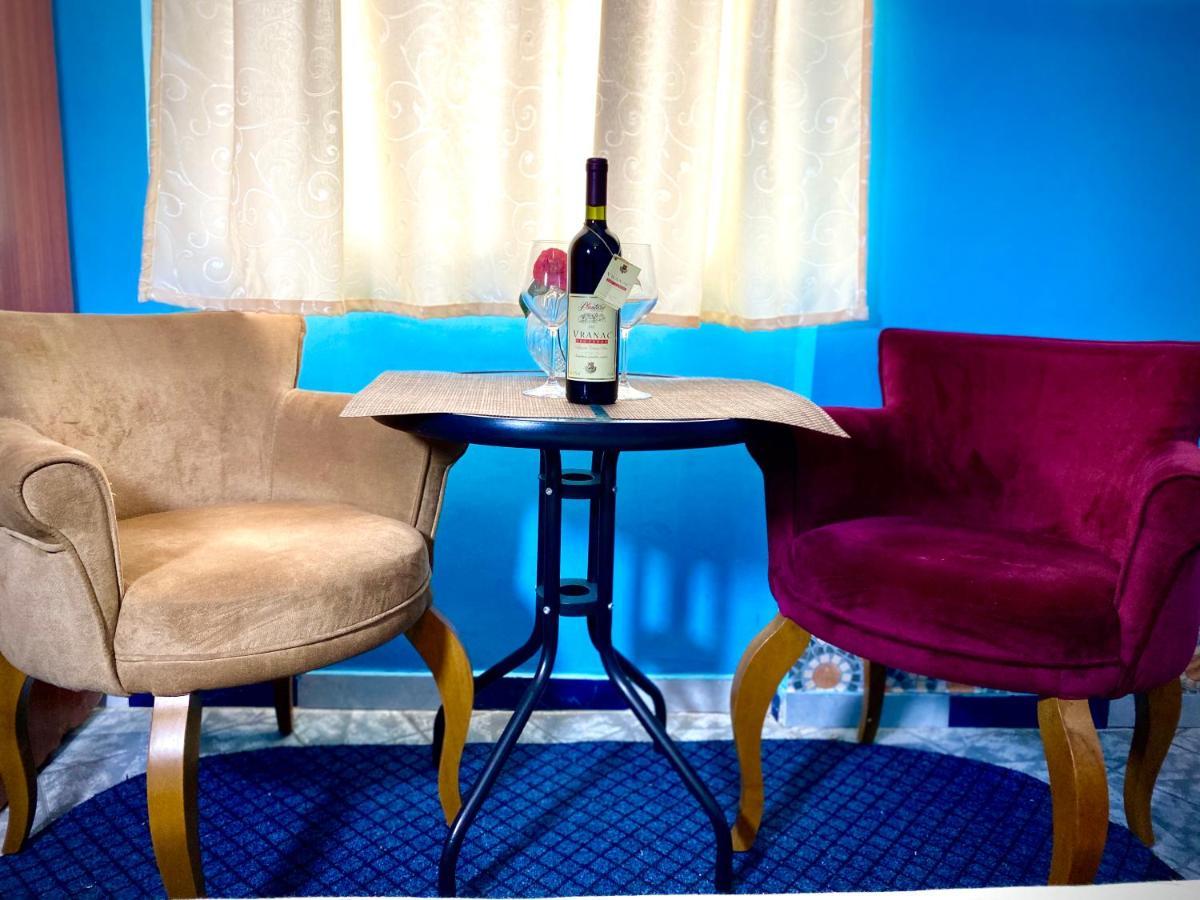 Hotel Vila Duricic 300M Od Mora Ðenovići Zewnętrze zdjęcie