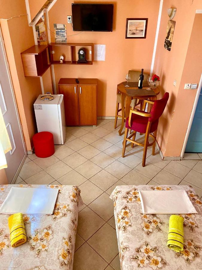Hotel Vila Duricic 300M Od Mora Ðenovići Zewnętrze zdjęcie